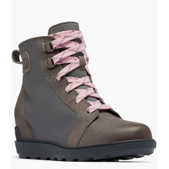 Sorel | Evie II Waterproof Wedge Booties - Picture 1 of 12